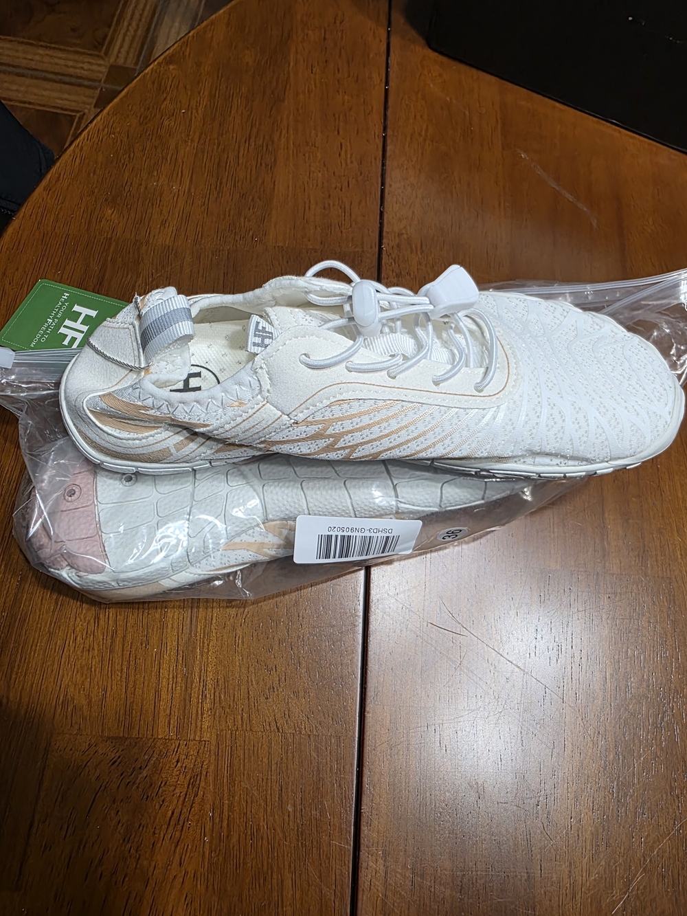 Hike Footwear Lorax Outdoor Hiking Barefoot Shoes Pink White EU 36 US 5.5 NWT